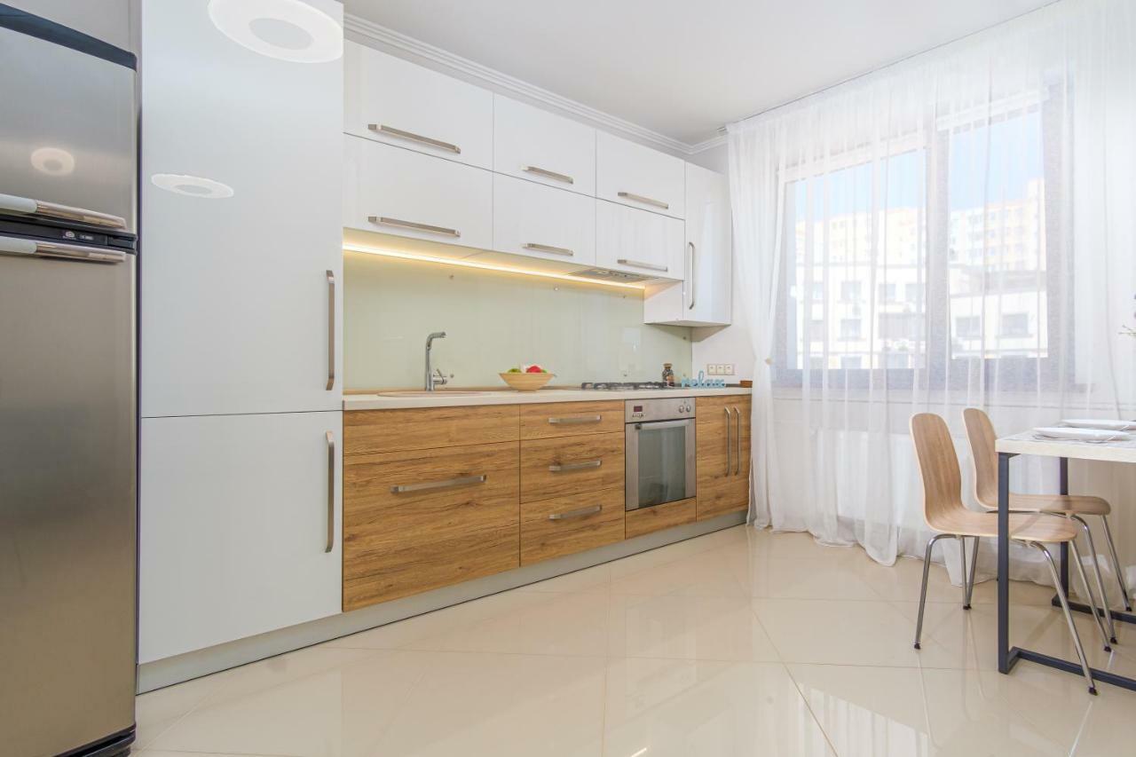 Lakki Lägenhet Odessa Exteriör bild